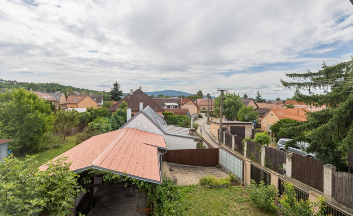 Predaj 6-izbového domu v BA- Záhorskej Bystrici, ulica Na Vlkovkách 6 - fotografia 31