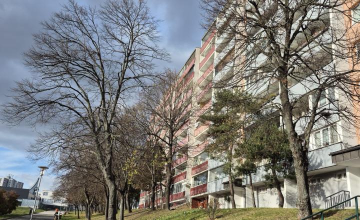 REZERVOVANE pekný jednoizbový byt Bratislava Dúbravka, Landauova - fotografia 4