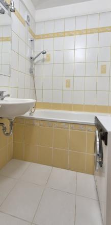 REZERVOVANE pekný jednoizbový byt Bratislava Dúbravka, Landauova - fotografia 13