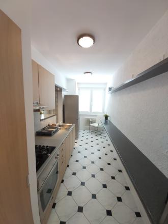 Predaj 3 izbového slnečného výnimočného bytu s vlastnou TERASOU a loggiou na ulici L. Fullu v Karlovej vsi. 80m2 byt+terasa 80m2+loggia6m2 - fotografia 10
